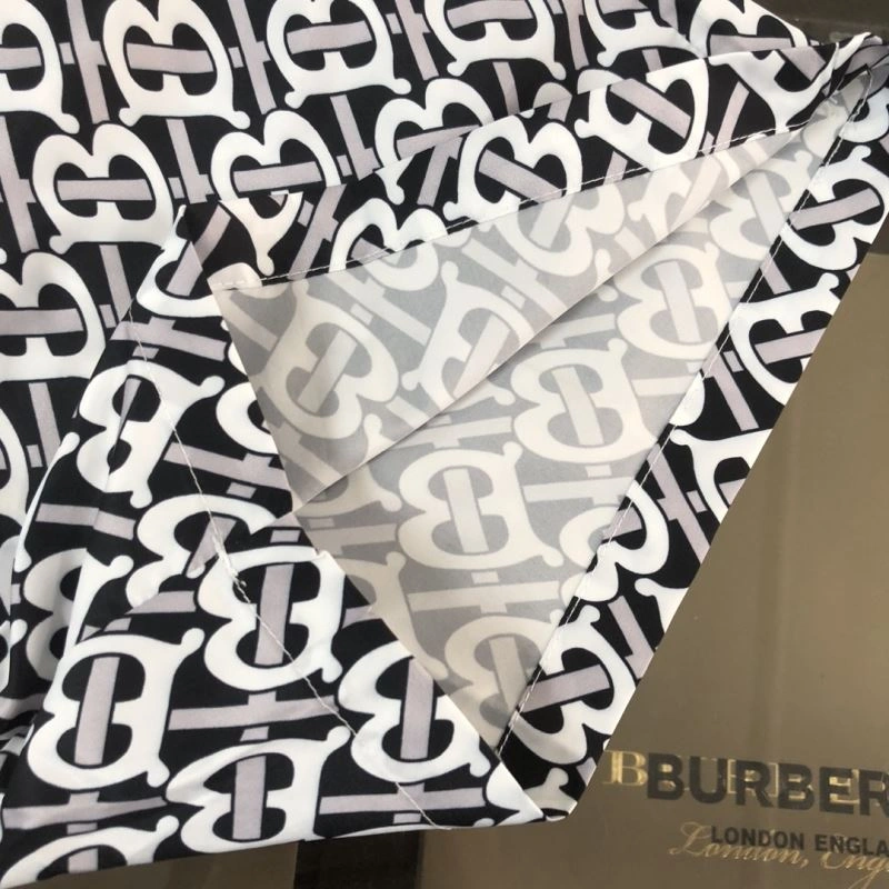Burberry Short Pants ComfortFit 105407