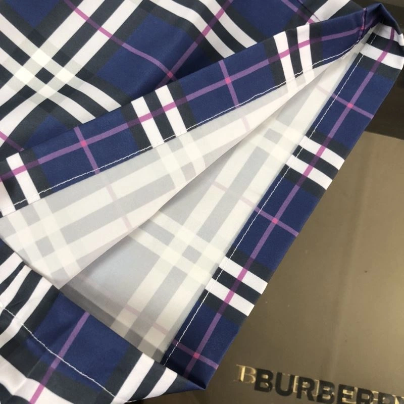 Effortless Burberry Short Pants 105387