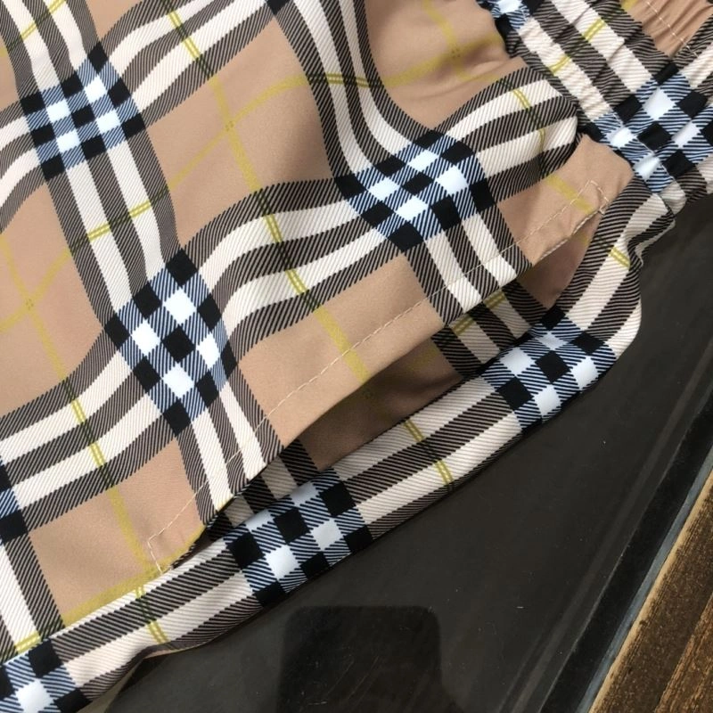 Burberry Short Pants Effortless 105386