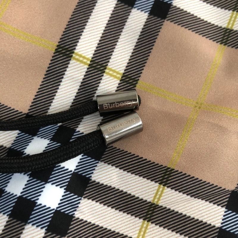 Burberry Short Pants Effortless 105386