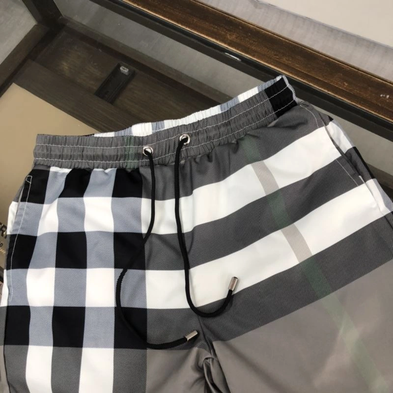 TravelReady Burberry Short Pants 105372