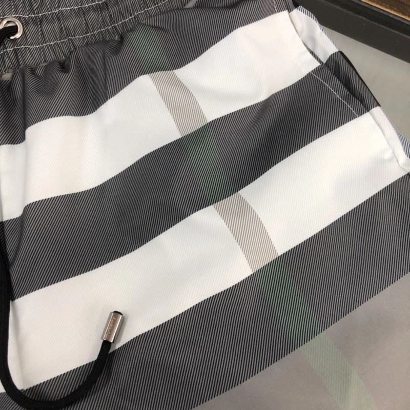 TravelReady Burberry Short Pants 105372