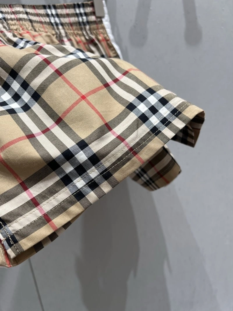 Burberry Short Pants FashionForward 99201
