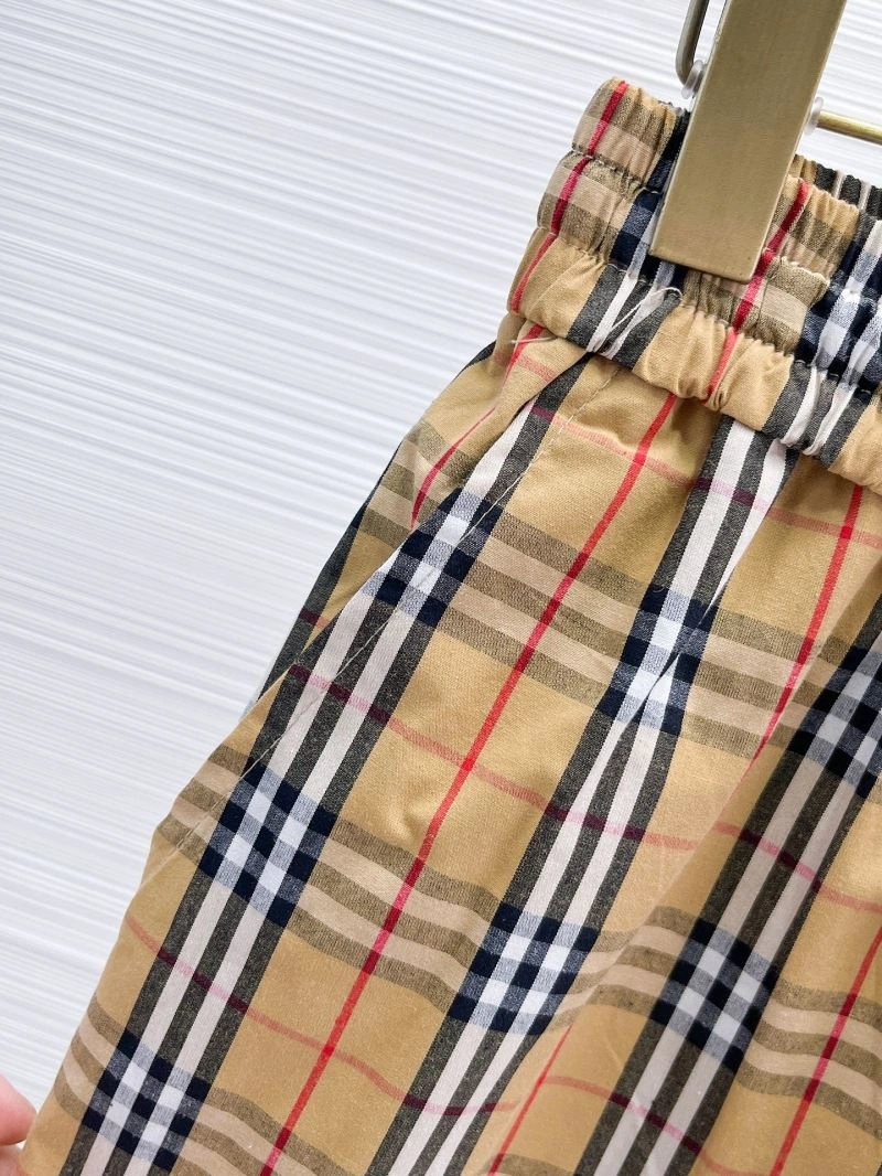 Resilient Burberry Short Pants 102655