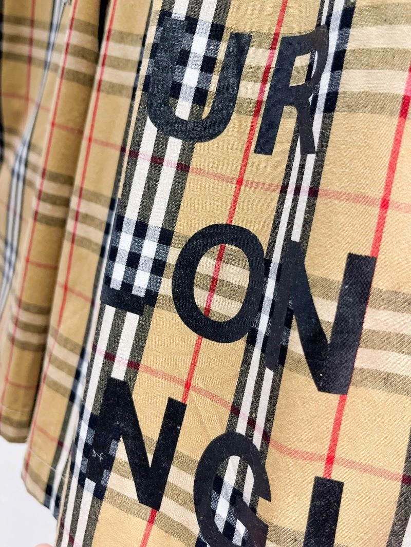 Resilient Burberry Short Pants 102655