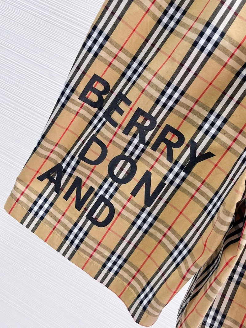 Resilient Burberry Short Pants 102655