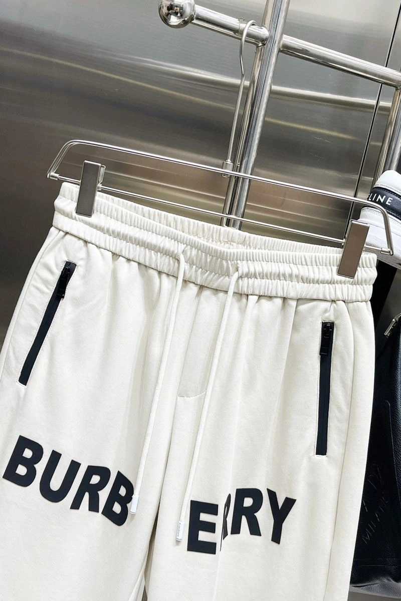 UrbanChic Burberry Short Pants 102620