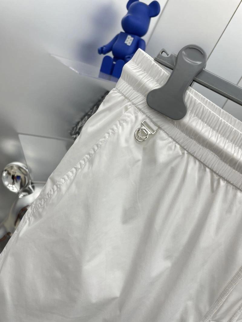 TravelReady Burberry Short Pants 102637