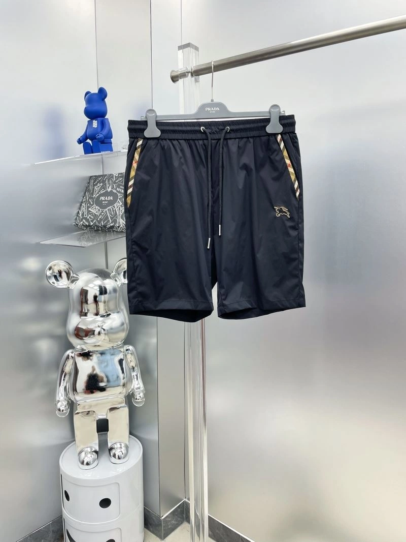 WellDesigned Burberry Short Pants 102651