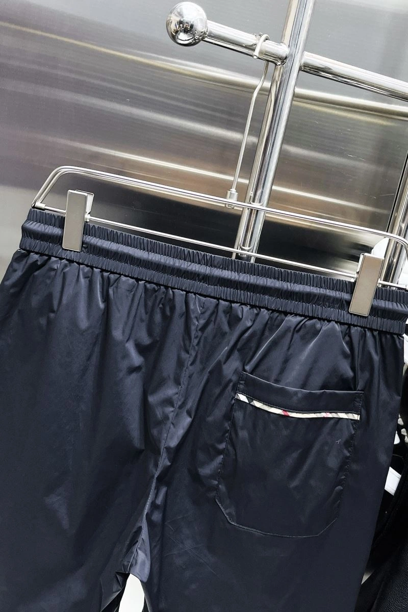 Practical Burberry Short Pants 102603