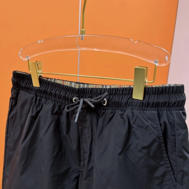 Burberry Short Pants Unisex 102600
