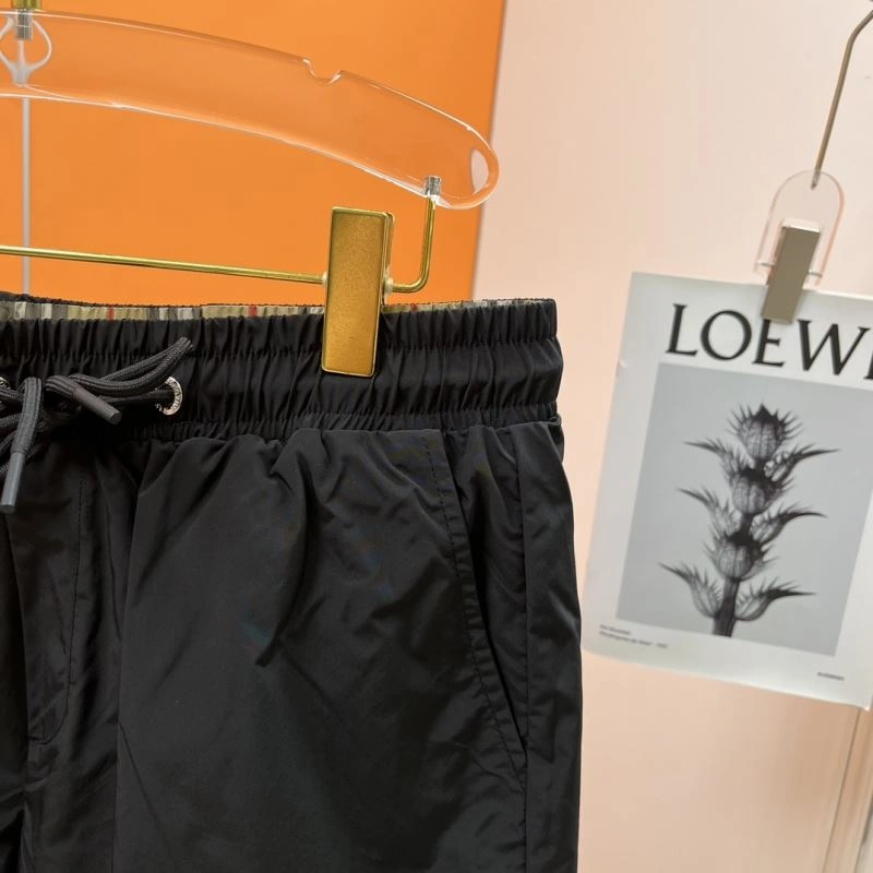Burberry Short Pants Unisex 102600