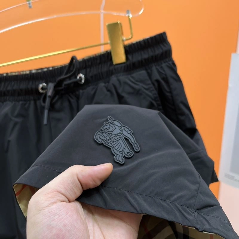 Burberry Short Pants Unisex 102600