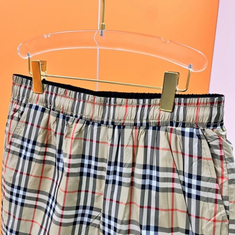 Burberry Short Pants Unisex 102600