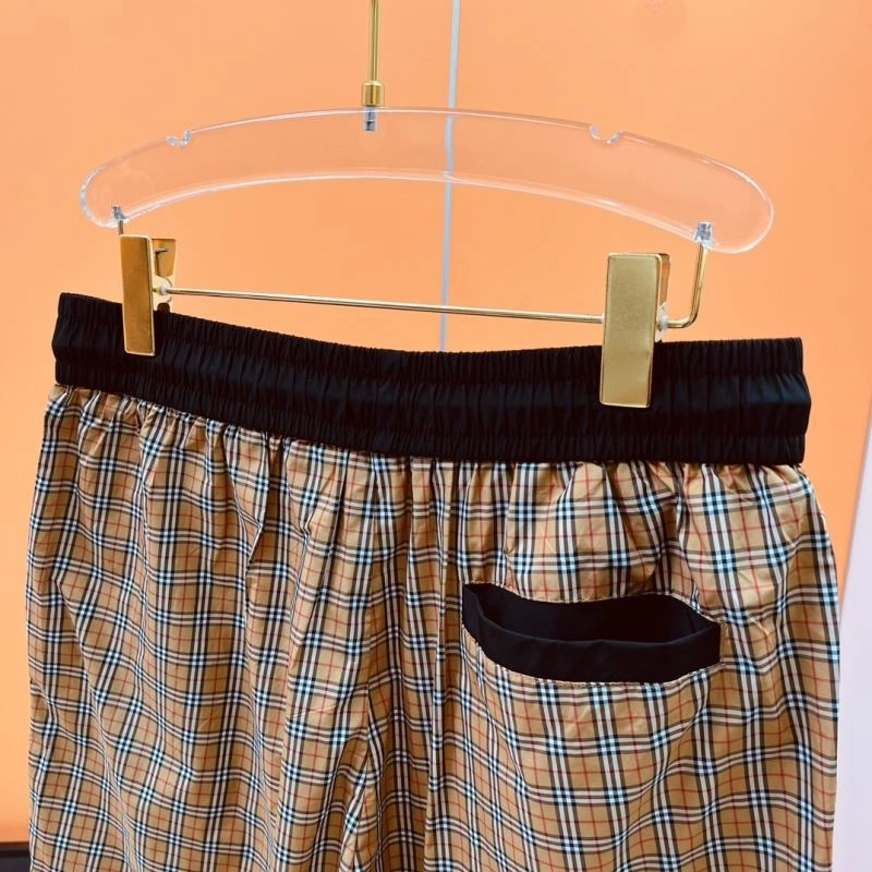Comfortable Burberry Short Pants 102592