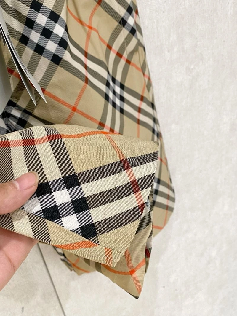 Burberry Short Pants Efficient 102084