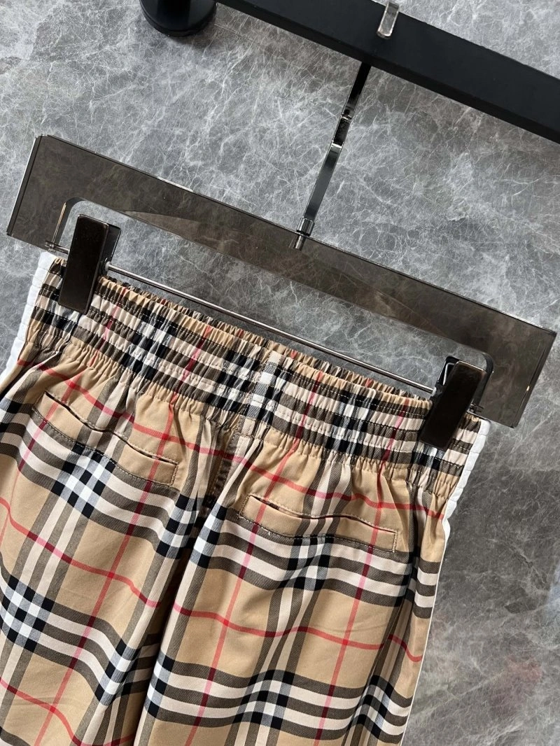 HighPerformance Burberry Short Pants 99160
