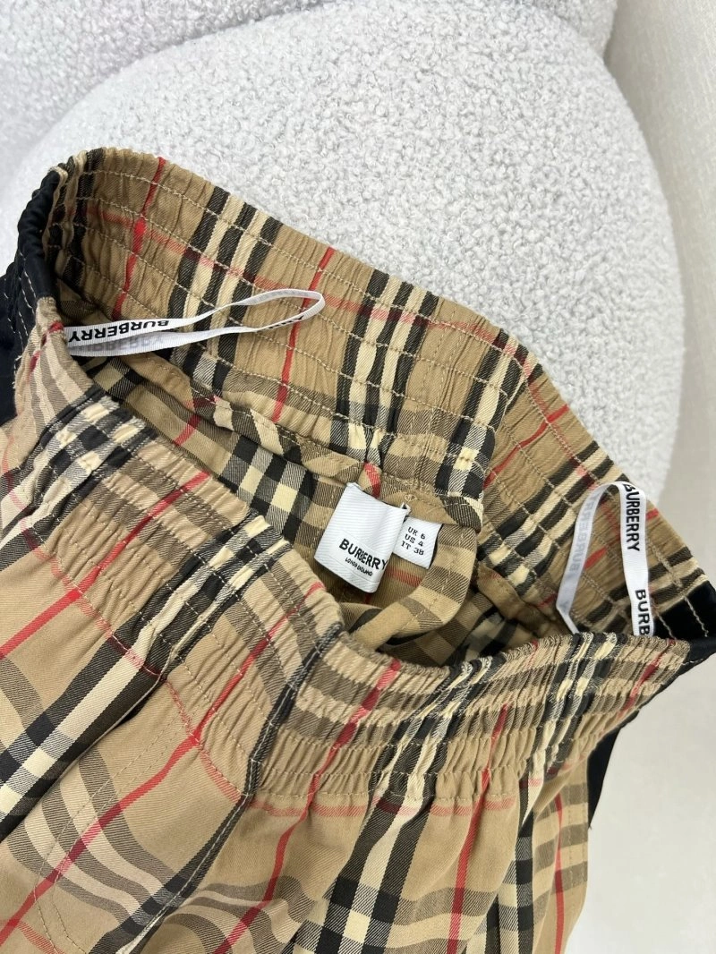 MoistureWicking Burberry Short Pants 99249