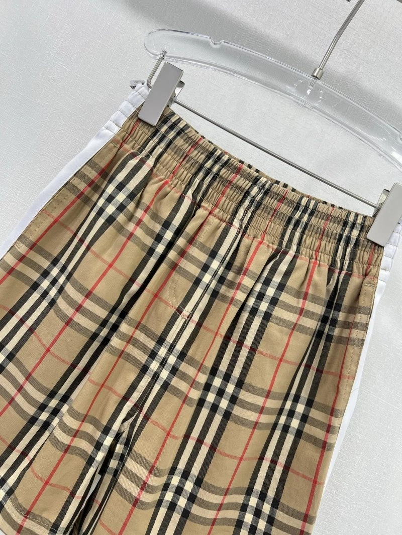 Burberry Short Pants Youthful 99277