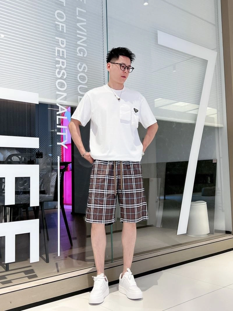 MoistureWicking Burberry Short Pants 100642