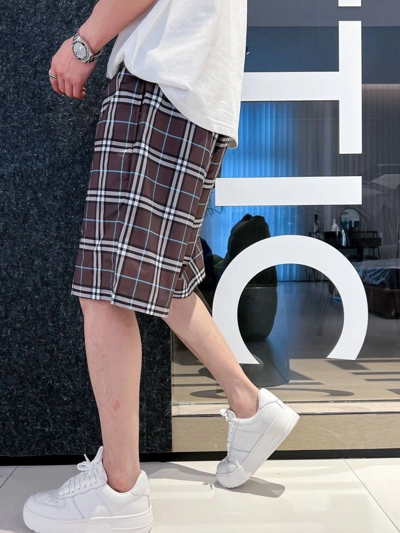 MoistureWicking Burberry Short Pants 100642