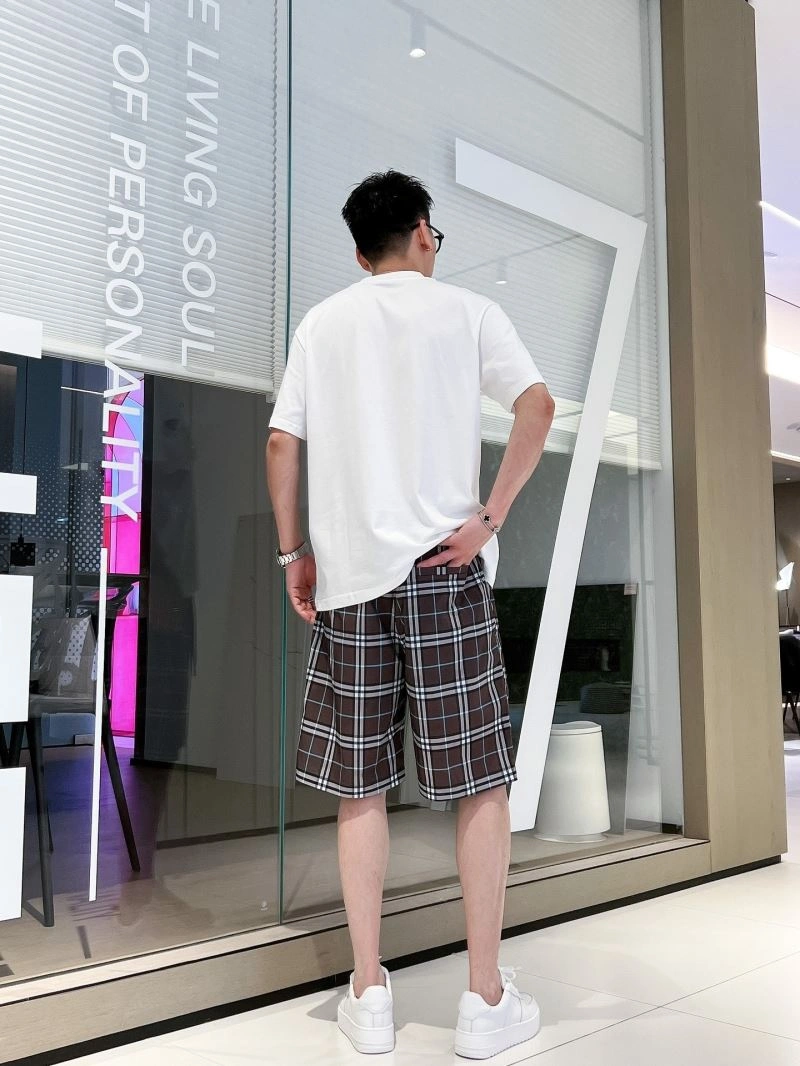MoistureWicking Burberry Short Pants 100642