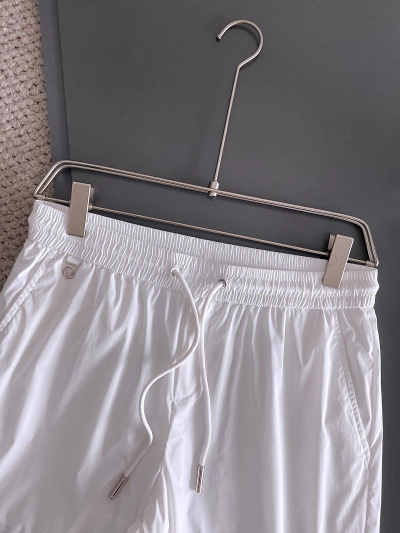 Burberry Short Pants Chic 99064