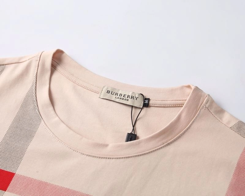 Burberry Short Suits Effortless 103023