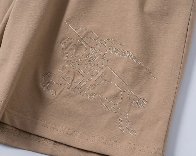 Burberry Short Suits Attractive 103017