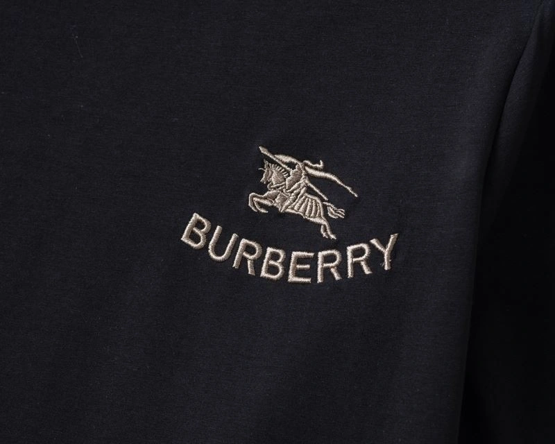 Burberry Short Suits Sleek 103009