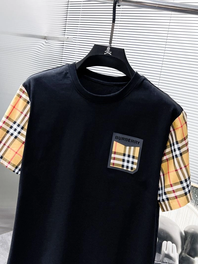 Flexible Burberry Short Suits 101589