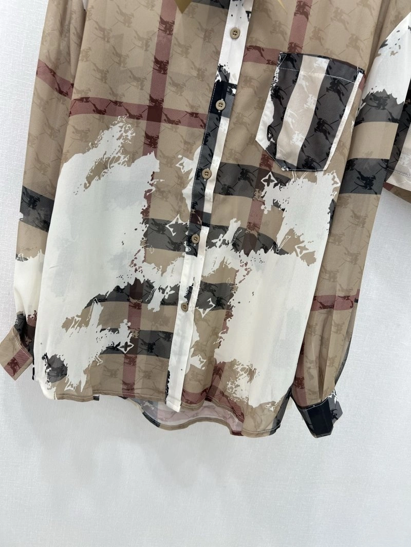 HighQuality Burberry Short Suits 99241