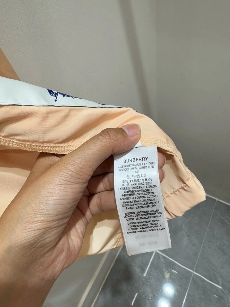 Burberry Short Suits ComfortFit 99242