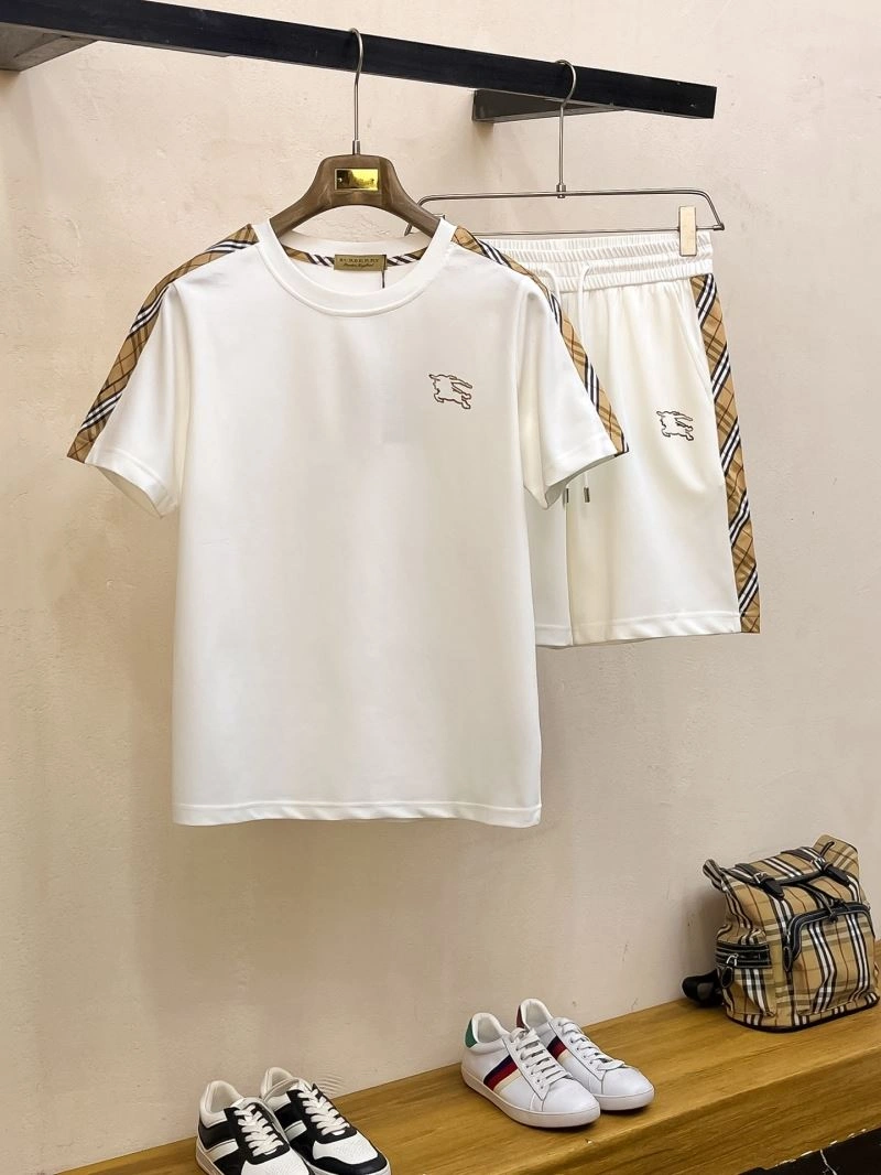 Burberry Short Suits GoAnywhere 100629