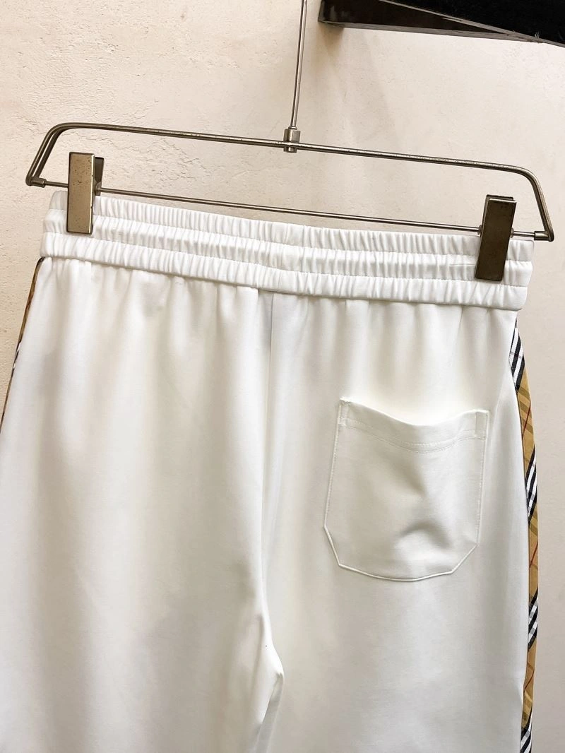 Burberry Short Suits GoAnywhere 100629