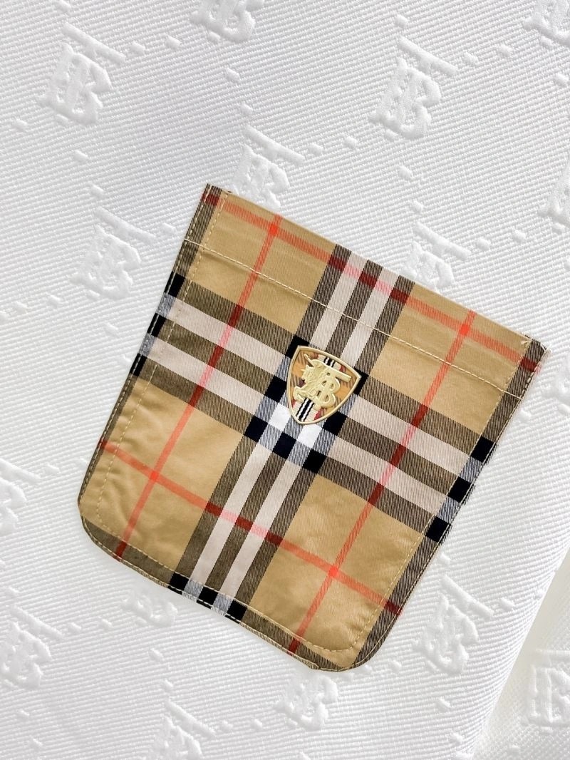 Seasonal Burberry Short Suits 100128