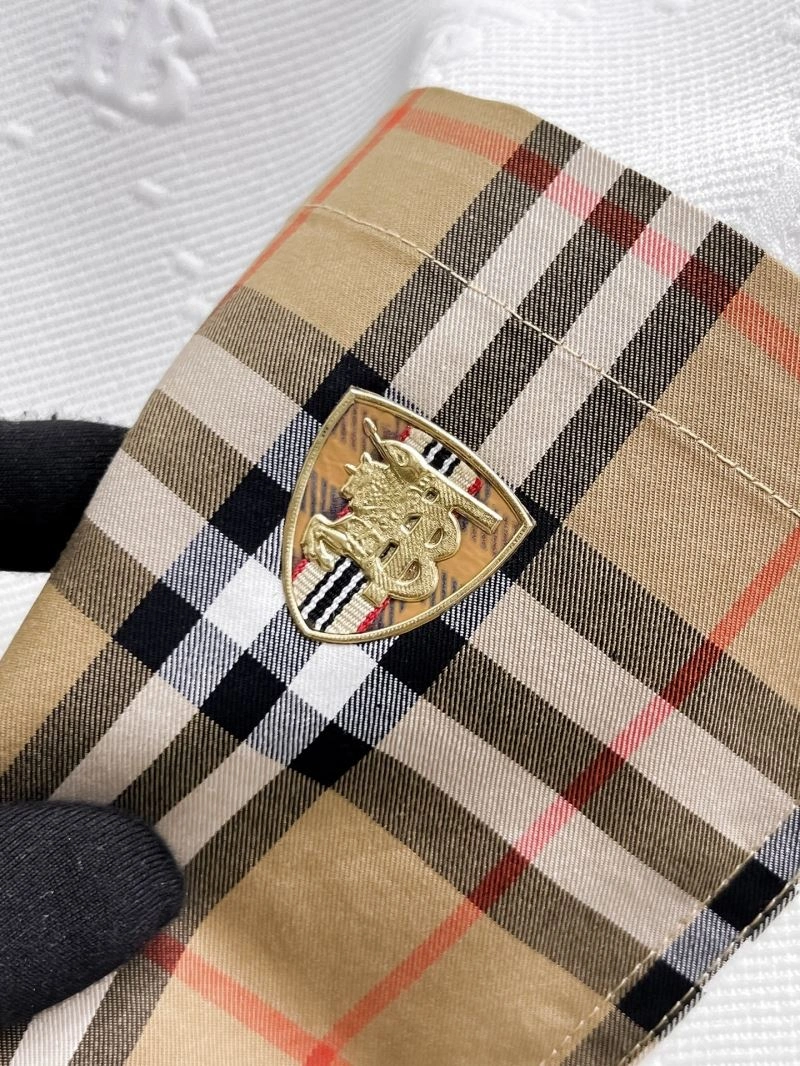 Seasonal Burberry Short Suits 100128