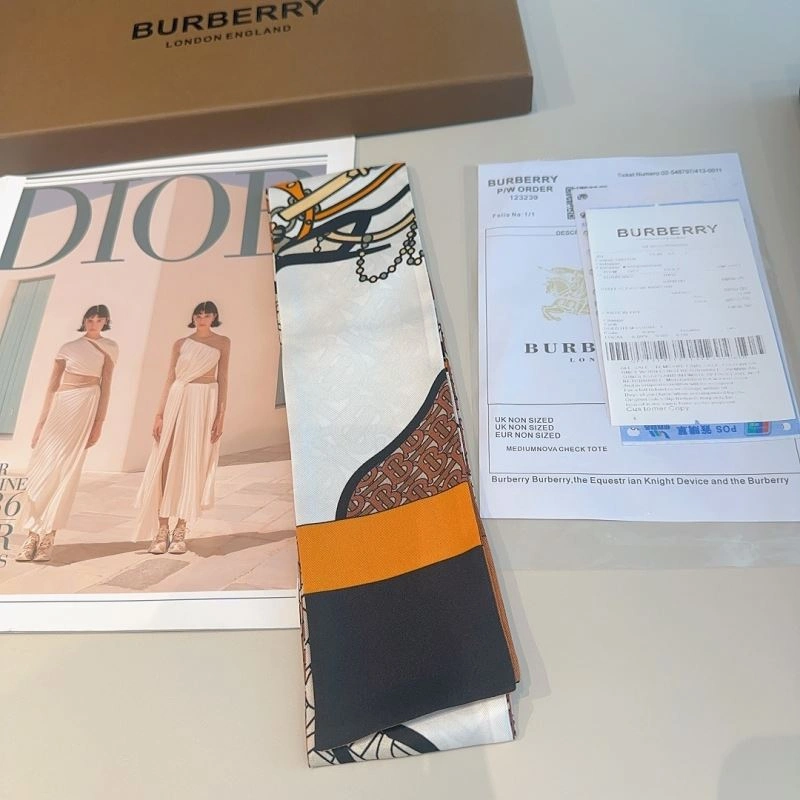 Burberry Silk TechFriendly 272459