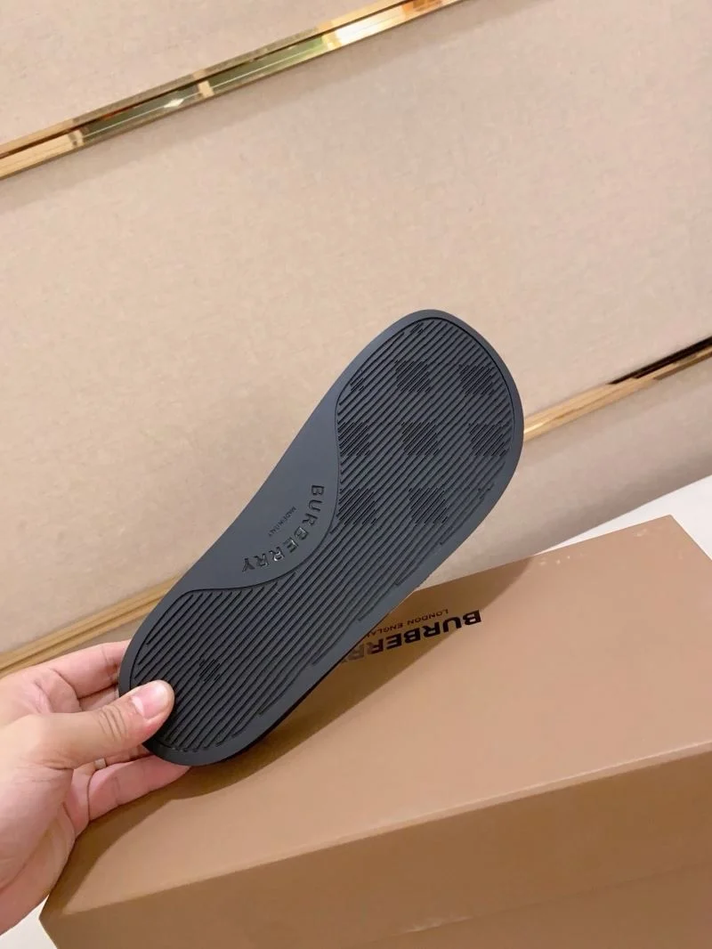 GoodFit Burberry Slippers 17132
