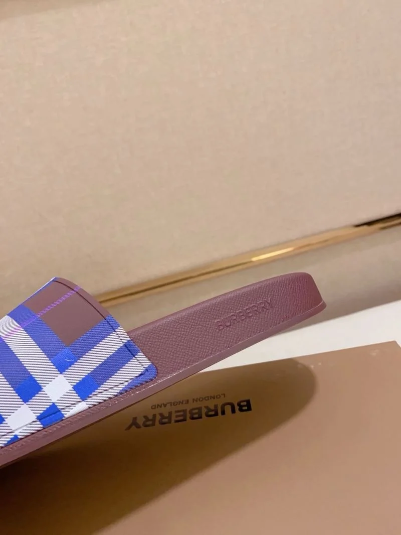 Burberry Slippers Durable 17208