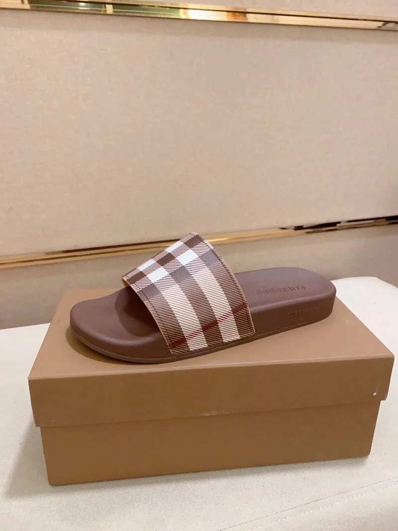 Burberry Slippers Snug 17127