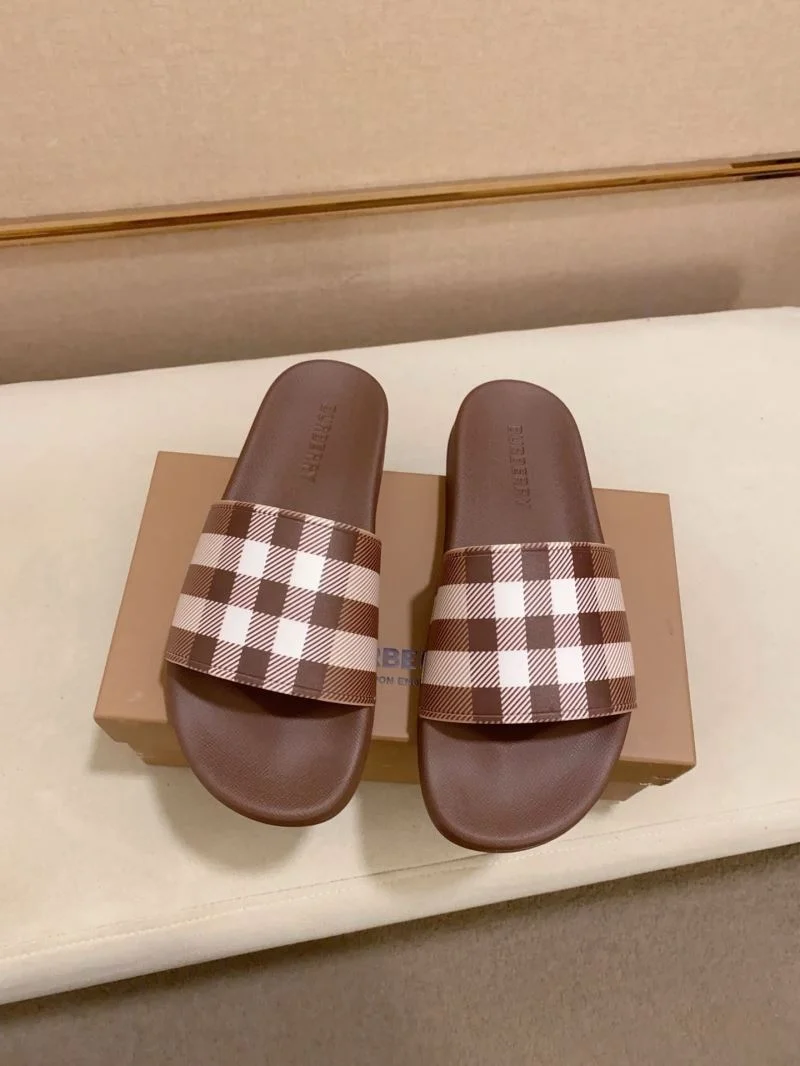 Burberry Slippers Snug 17127