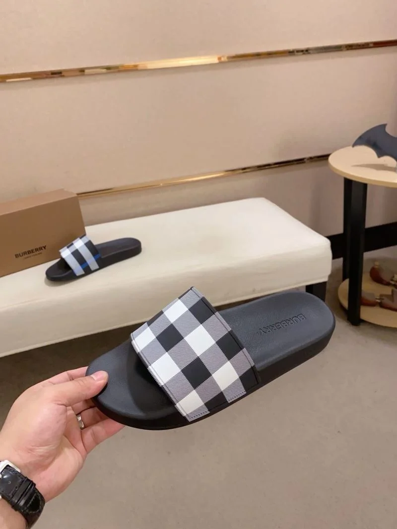 Burberry Slippers Affordable 17120