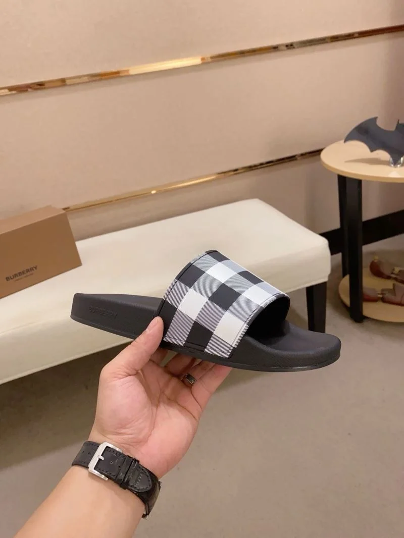 Burberry Slippers Affordable 17120