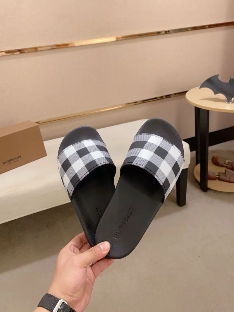 Burberry Slippers Affordable 17120