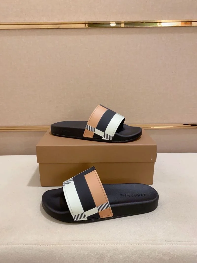 Burberry Slippers DailyWear 17129