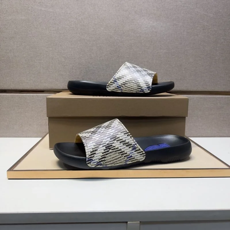 Burberry Slippers TimelessDesign 17126