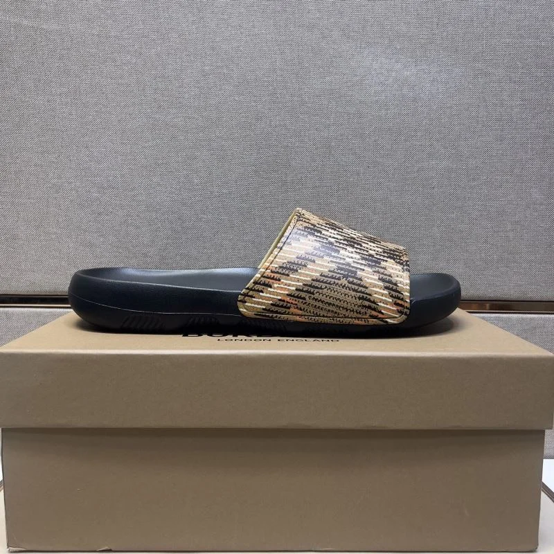 SmoothTexture Burberry Slippers 17124