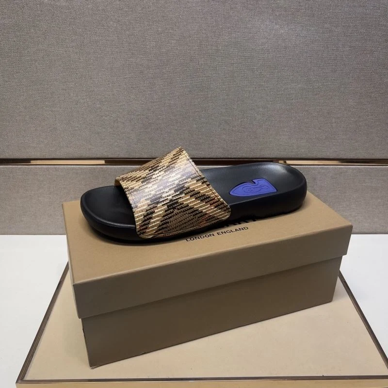 SmoothTexture Burberry Slippers 17124