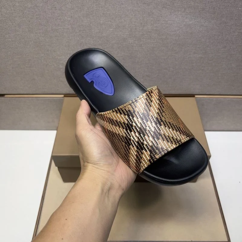 SmoothTexture Burberry Slippers 17124